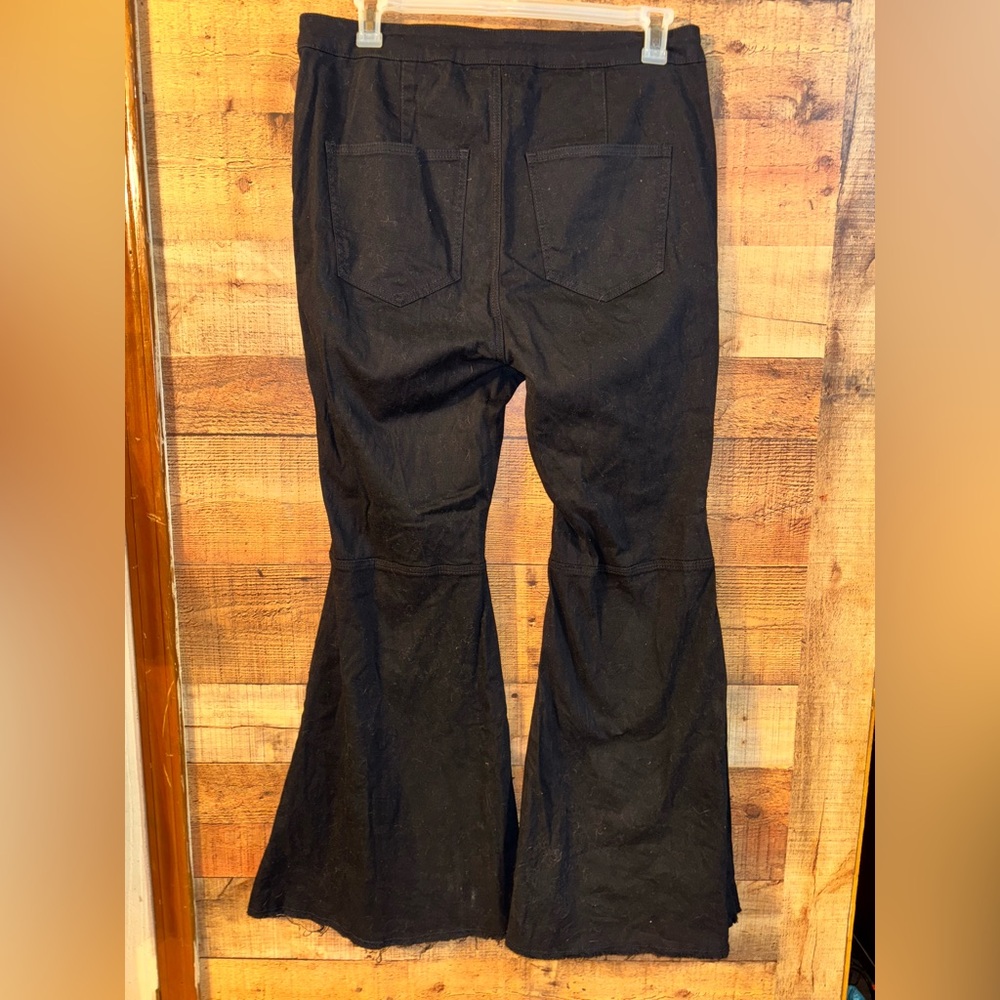 Rue21 Flare Leg Black Jeans - Picture 4 of 7